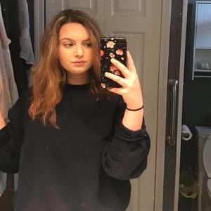 Meet your Posher, Abbey